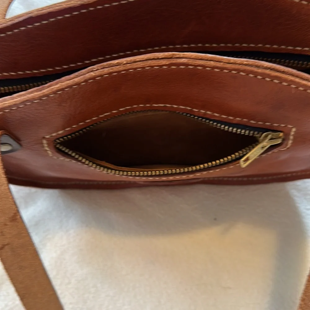 NWT 100% hand cut and sewn leather purse - Picture 7 of 12